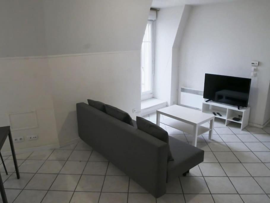 Drancy : 4 Pieces En Centre Ville + Parking エクステリア 写真